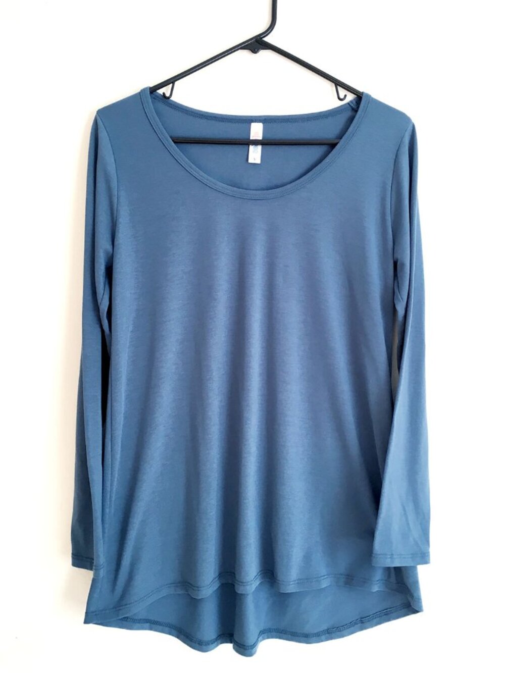 Lula Roe Women's Long Sleeve T-Shirt Size Small
